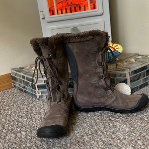 Water proof snow boots